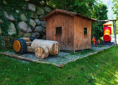 Campeggio Foiana Parco giochi per bambini Famiglia