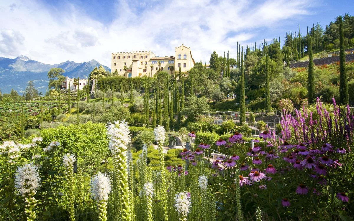 Trauttmansdorff Castle Botanical Garden Merano South Tyrol Camping Völlan