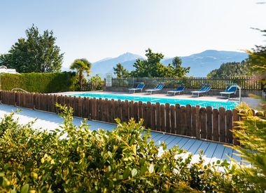 Pool Freibad Relaxen Liegestuhl Sommer Camping Völlan